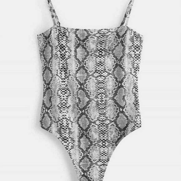 🍭💥New- Snakeprint Bodysuit - Picture 2 of 6